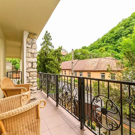 Panoramic Center Guest house *